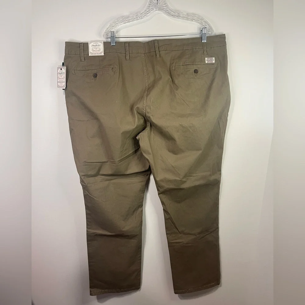 Flag & anthem‎ Classic Men's Khaki Chinos.